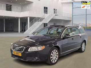 Volvo V70 1.6 T4 Limited Edition AUTOMAAT AIRCO PANO PDC