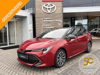 Toyota Corolla Touring Sports 1.8 Hybrid Business Plus STOEL/STUURVERW ELEK-ACHTERKLEP LM-VELGEN TREKHAAK CAMERA AD-CRUISE DAB+