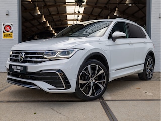 Volkswagen Tiguan 1.4 TSI eHybrid R-Line Business+ *Pano | IQ | ACC | 20" | Trekhaak | Stoelverw. (achter) | Leder/Alcantara | CarPlay | Navi*