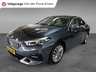BMW 220i Busines Ed. Plus Leder / M Sportstoelen / Trekhaak