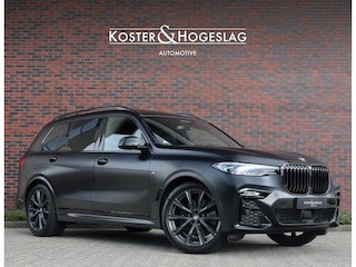 BMW X7 40i xDrive | HUD - Sky Lounge