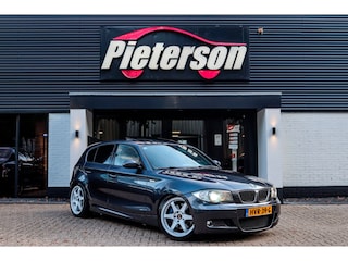 BMW 130i M-Pakket PANO KLEPPENSYSTEEM NAVI CLIMA