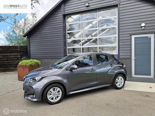 Toyota Yaris 1.5 Hybrid 115 Active 1e Eig. BTW-Auto ! NL-Auto ! Apple-Carplay/Android Auto, Navigatie, Camera, Adap. Cruise-Control, Climate-Control.