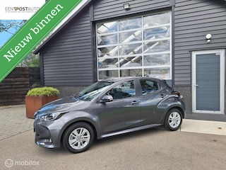 Toyota Yaris 1.5 Hybrid 115 Active 1e Eig. BTW-Auto ! NL-Auto ! Apple-Carplay/Android Auto, Navigatie, Camera, Adap. Cruise-Control, Climate-Control.