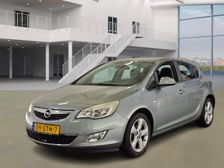 Opel Astra 1.4 Turbo Edition/ NAVI/ CRUISE