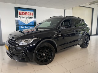 Volkswagen Tiguan 1.4 TSI eHybrid R-Line Business+Black style Panoramadak / Trekhaak /Carplay/ Leer