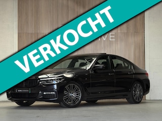 BMW 530i High Executive - M SPORT - LEDEREN DASHBOARD - SCHUIFDAK - 19 INCH - NAPPA LEER - DISPLAY SLEUTEL