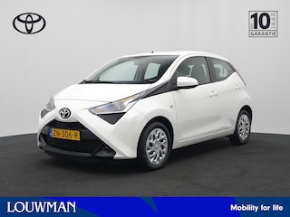 Toyota Aygo 1.0 VVT-i x-play | NL Auto | Dealer Onderhouden | Achteruitrijcamera |