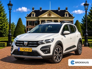 Dacia Sandero 1.0 TCe 90 Comfort | CRUISE | TREKHAAK | CLIMA | RADIO | LED | ALL SEASON BANDEN | NAVI