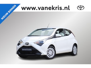 Toyota Aygo 1.0 VVT-i x-play, parkeercamera