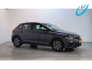 Volkswagen Polo 1.0 TSI Life Business Navigatie Stoelverwarming Parkeersensoren App-Connect Beats