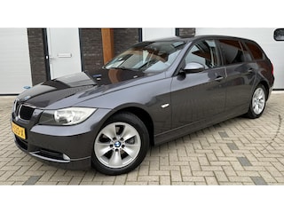 BMW 3-serie Touring 320i High Executive STOELVW/CRUISE/PDC