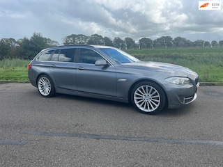 BMW 5-serie Touring 523i High Executive BJ 2010 / AIRCO / OPEN DAK / ZEER NETTE STAAT