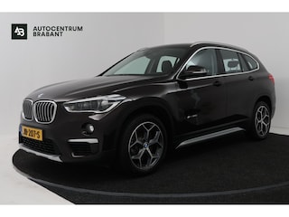 BMW X1 sDrive20i (CAMERA, STOELVERWARMING, TREKHAAK)