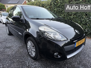 Renault Clio 1.2 Collection | Airco | Cruise Control | Elekt. Ramen | LMV | Trekhaak | APK tot 19-07-2027!