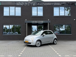 Fiat 500 0.9 TwinAir Lounge | Panoramadak | 15" Lichtmetalen Velgen | Airco | Bluetooth | Multifunctioneel Stuur