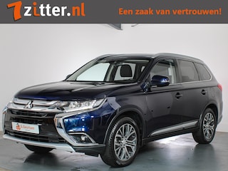Mitsubishi Outlander 2.0 Executive Edition 7-Persoons Trekhaak, Alcantara, Camera, Goed onderhouden, Stoelverwarming,