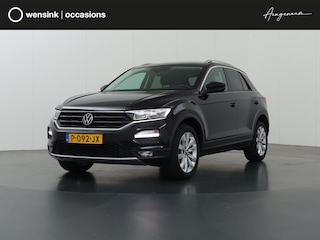 Volkswagen T-Roc 1.5 TSI Style Business Automaat | Adaptieve Cruise Control | Trekhaak | Achteruitrijcamera | Climate Control |