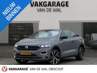 Volkswagen T-Roc 1.5 TSI R-Line | Ruit-leder | BEATS | Apple-/android Carplay | ACC | 19 inch velgen | Stuur-/stoelverwarming | Dodehoek detectie | Keyless | Achteruitrijcamera | Draadloze telefoonlader