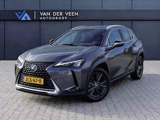 Lexus UX 250h | Incl. 12 maanden garantie | Achteruitrijcamera | Keyless entry/start | Climate controle | Cruise controle | Lane Assist | DAB | Draadloze telefoonlader | Apple CarPlay/Android Auto |