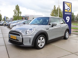 Mini Mini 3-Deurs 1.5 Essential Stoelvw, Camera, Carplay, Matrix FULL LED Zomeractie!