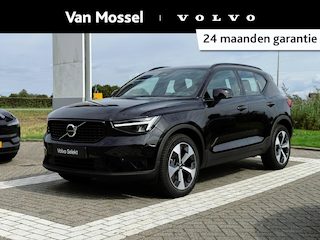 Volvo XC40 B4 Plus Dark | Trekhaak | Harman / Kardon | Power Seats | Climate Pack |