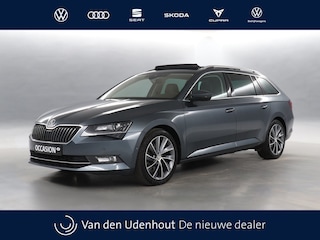 Skoda Superb Combi 1.4 TSI 150pk ACT Style Business DSG / Panoramadak / Stoelverwarming / Trekhaak