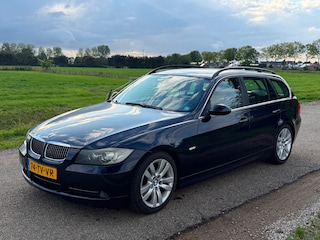 BMW 3-serie Touring 330i High Executive AUT Leder Navi APK 12-2026