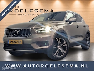 Volvo XC40 1.5 T4 Recharge Inscription | Panoramadak | Camera | Verwarmbare voorstoelen & Stuurwiel | 19" Velgen | Dealer Onderhouden