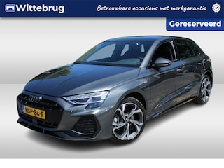 Audi A3 Sportback 40 TFSI e 204pk S edition S-Tronic Automaat / Panorama dak / LM 18'' / Camera / App-Connect / Sportstoelen / LED