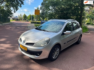 Renault Clio Estate 1.2 TCE Corporate | Airco | Trekhaak | Centraal |