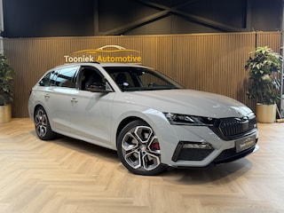 Skoda Octavia Combi 2.0 TSI iV RS panoramadak | voorzien van skoda paraplu in de deur