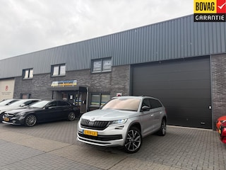 Skoda Kodiaq 1.5 TSI Sportline Business | 1E EIGENAAR | 3/6/12 MND GARANTIE | AUTOMAAT | PANO | LED | DAB | MEMORY | CARPLAY | DIGITAAL COCKPIT | TREKHAAK |