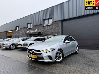 Mercedes-Benz A-klasse 180 Business Solution | 3/6/12MND GARANTIE | NAVIGATIE | CRUISE |LED | DAB | PDC | LMV | GOED ONDERHOUDEN |