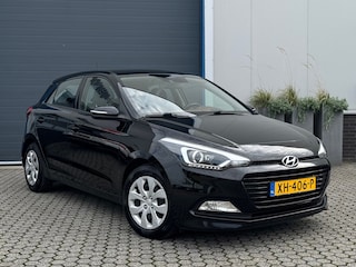 Hyundai i20 1.0 T-GDI Comfort | Navi | Clima | Cruise | Camera | Carplay | PDC | Inklap spiegel