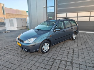 Ford Focus Wagon 1.4-16V Cool Edition,Airco,Nieuwe koppeling,Distr vervangen,isofix