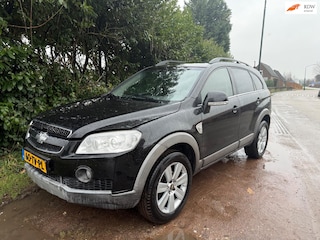Chevrolet Captiva 3.2i Executive Leer/4x4/Scherm/7-Pers Lees Tekst!