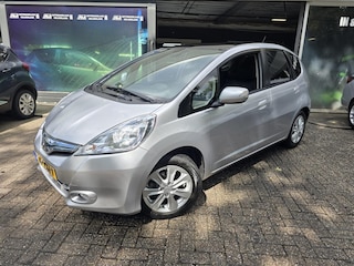 Honda Jazz 1.4 Hybrid Exclusive | AUTOMAAT | 2E EIGENAAR | 3/6 OF 12MND GARANTIE | STOELVERWARMING | LMV |