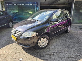 Volkswagen Fox 1.2 Trendline | 1E EIGENAAR | 3/6 OF 12 MND GARANTIE | NW APK | UNIEK LAGE KM STAND |