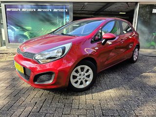 Kia Rio 1.2 CVVT ComfortLine | 1E EIGENAAR | 3/6 OF 12 MND GARANTIE | AIRCO | ELEC RAMEN | NW APK |