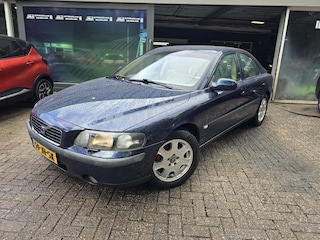 Volvo S60 2.4 Edition | NIEUWE APK | AIRCO | LEDER | LMV | STOELVERWARMING |