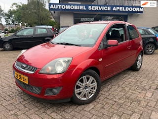 Ford Fiesta 1.3-8V Futura * NW. APK*AIRCO*ELEKTR. RAMEN*STUURBEKR.*LM. VELGEN *