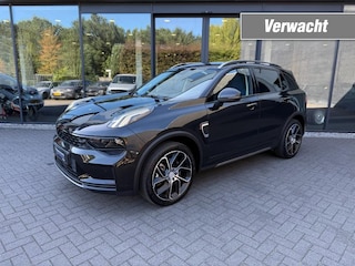 Lynk & Co 01 1.5 261pk PHEV,Pano,Carplay,Cam,BLIS,Memory,Lane Ass.,Stoelverw,LED,Infinity HiFi