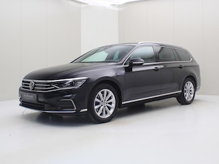 Volkswagen Passat Variant 1.4 TSI GTE 218PK DSG6 [ NAPPA LEDER+MATRIX LED+CAMERA+ACC+VIRTUAL+CLIMAAT+PDC+NAVIGATIE ]