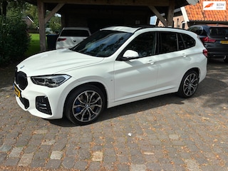 BMW X1 SDrive18i High Executive Edition M pakket