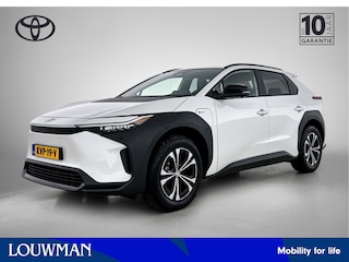 Toyota bZ4X Dynamic 71 kWh | extra Winterbanden met velgen |