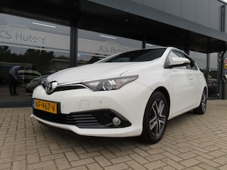 Toyota Auris 1.2T Dynamic Ecc Cruise Led 2x Pdc Trekhaak 2017