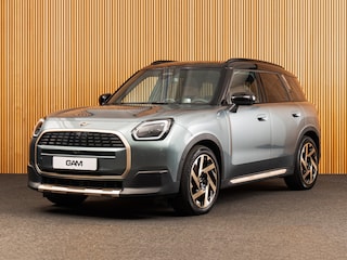 Mini Countryman E Favoured L 66.5 kWh PANO | H/K | DRIVE+ | PARK+