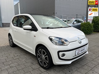 Volkswagen Up 1.0 high up!| Automaat| Stoelverw|Airco|Pano|Cruise contr