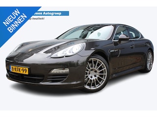 Porsche Panamera 3.0 S Hybrid | Panorama dak | Luchtvering | BOSE Audiosysteem | Adaptieve cruise | Elektrisch verstelbare stoelen met memory | Stoelverwarming | Elektrische kofferklep | achteruitrijcamera | Navigatie | Climate controle | Lederen bekleding | Origineel NL Auto | NAP |